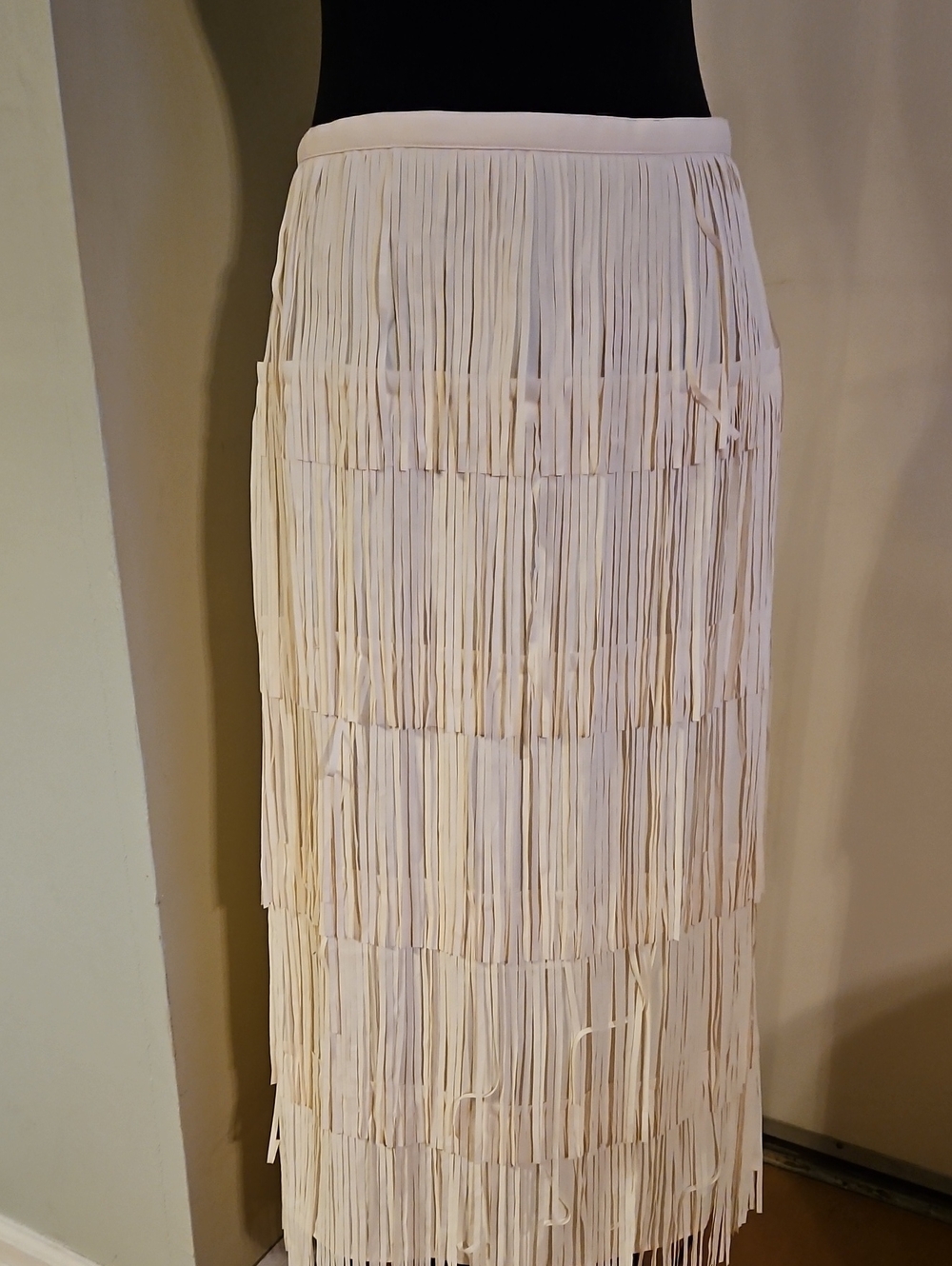 LOFT Cream Tiered Fringe Statement Mini Skirt Size 2